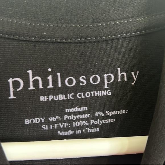 PHILOSOPHY Long Sleeve Mock Neck Blouse. Size M - Picture 5 of 5